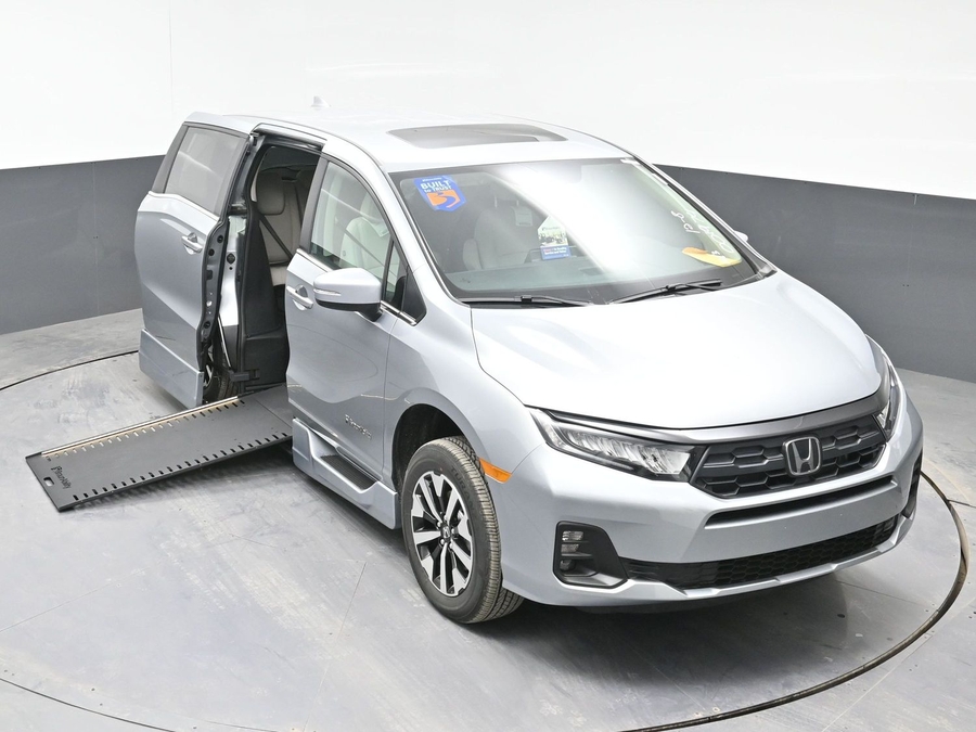 New 2026 Honda Odyssey EX-L - BraunAbility Side Entry Entry In Floor Automatic Ramp