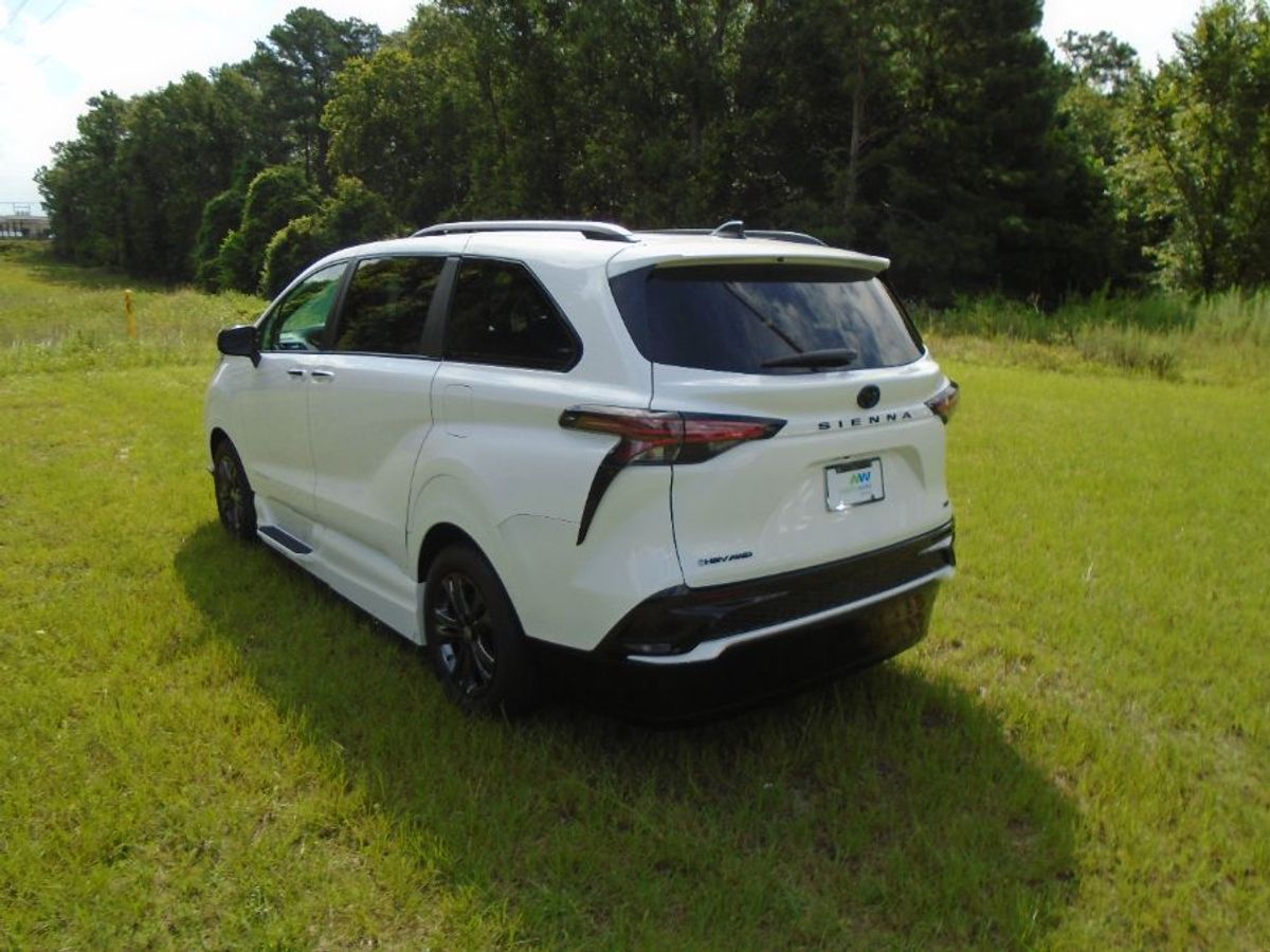 Blanco Toyota Sienna número de imagen 16