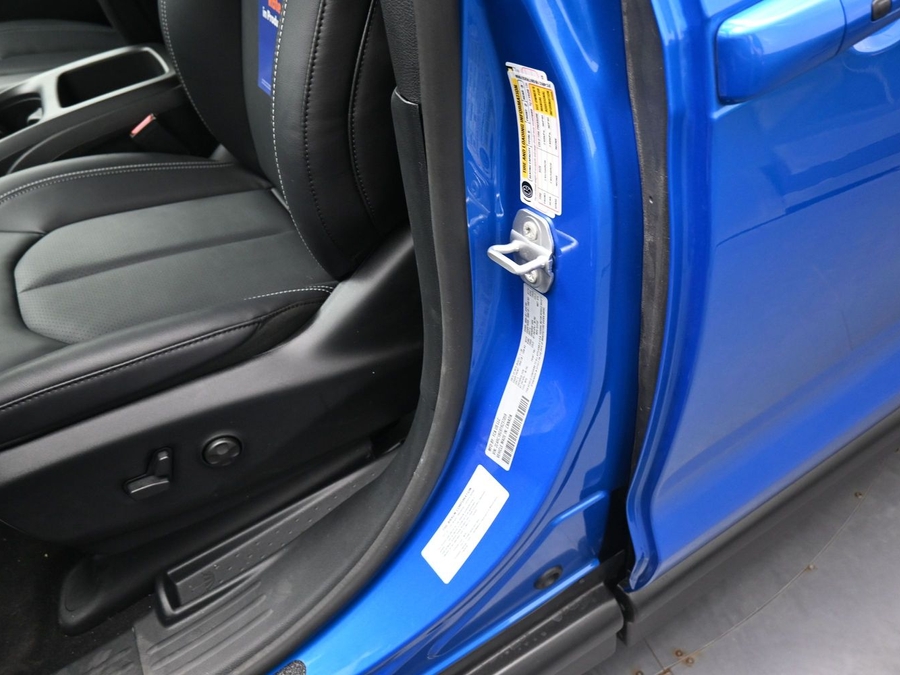 New 2026 Chrysler Pacifica Select Sport - BraunAbility Side Entry Entry Fold Out Manual Ramp