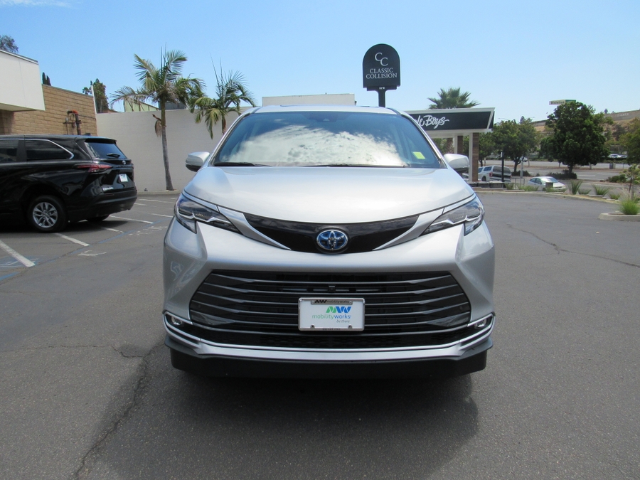 Silver Toyota Sienna with Side Entry Automatic In Floor ramp