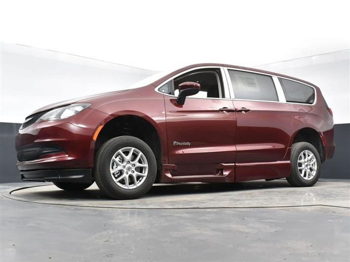 2023 CHRYSLER VOYAGER - Image 5