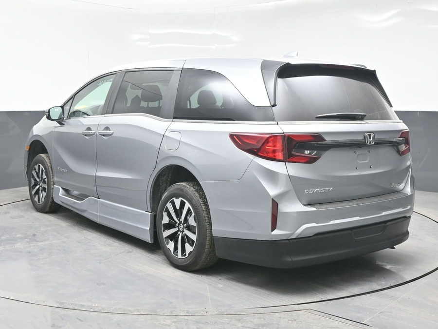 New 2026 Honda Odyssey EX-L - BraunAbility Side Entry Entry In Floor Automatic Ramp