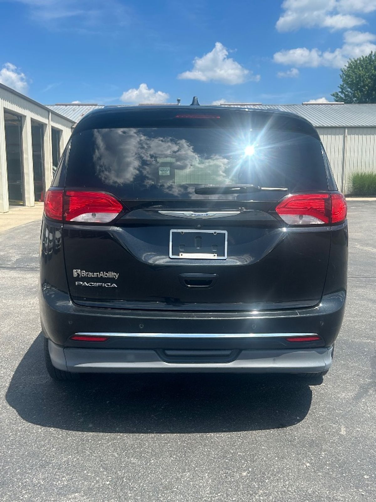 2018 CHRYSLER PACIFICA - Image 5