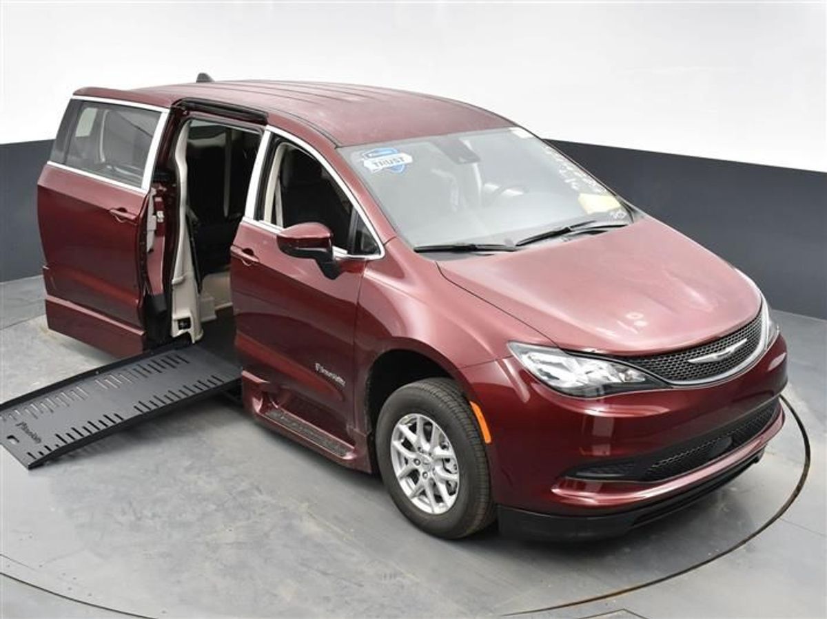 2023 CHRYSLER VOYAGER - Image 8
