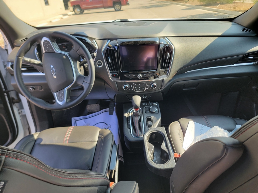 Used 2023 Chevrolet Traverse 2LT - BraunAbility Side Entry In Floor Automatic Ramp