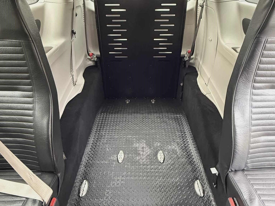 Used 2022 Chrysler Voyager LX -   Entry  Ramp