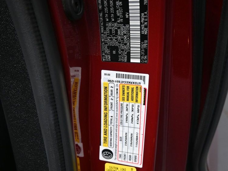 New 2026 Toyota Sienna Hybrid XSE Sport - BraunAbility Side Entry Fold Out Automatic Ramp