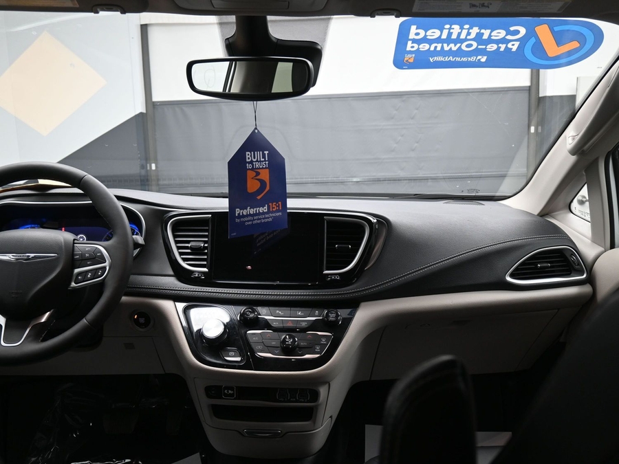 Used 2024 Chrysler Pacifica Touring L - BraunAbility Side Entry Entry Fold Out Automatic Ramp