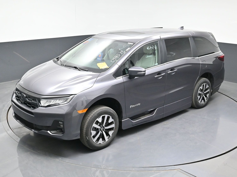 Grey Honda Odyssey image number 18