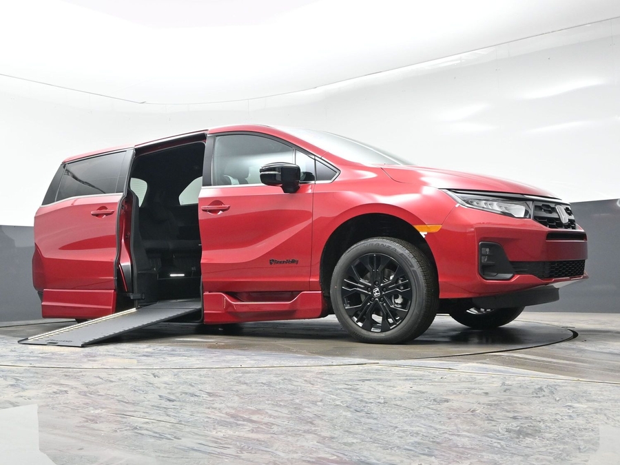 New 2026 Honda Odyssey Sport - BraunAbility Side Entry Entry In Floor Automatic Ramp