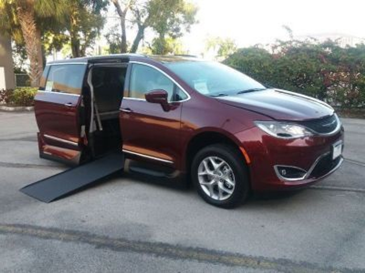 Red Chrysler Pacifica image number 1