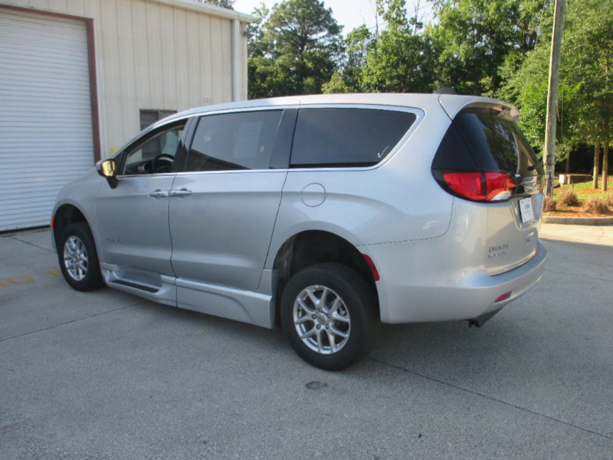 2023 CHRYSLER VOYAGER - Image 6