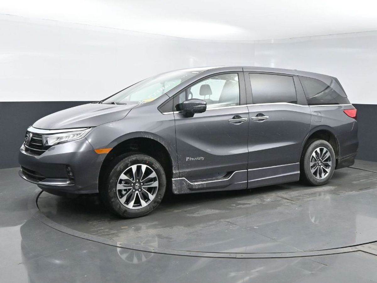 Grey Honda Odyssey image number 19