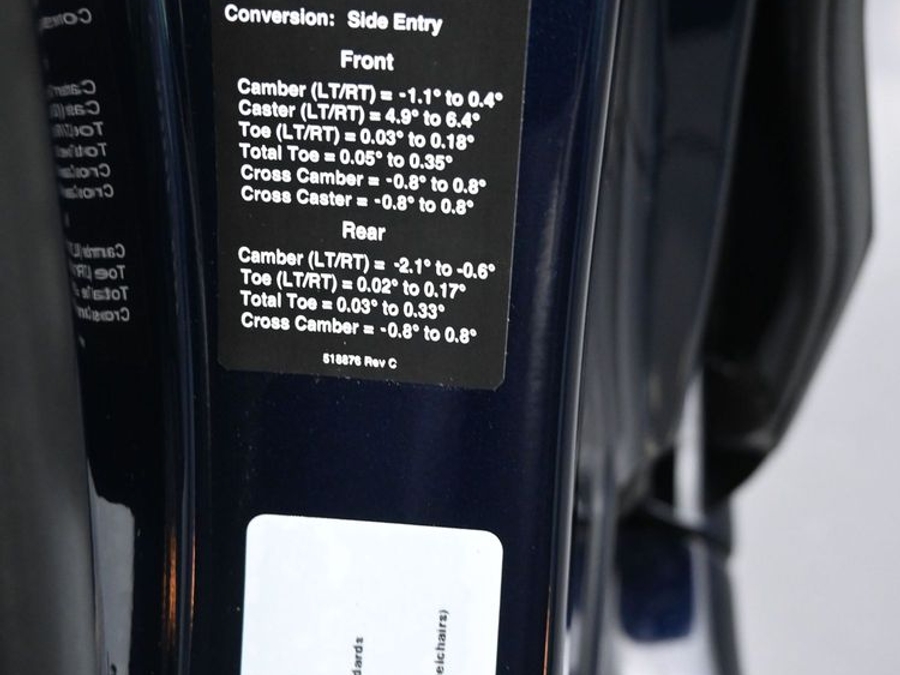2026 Toyota Sienna XLE - Photo 11