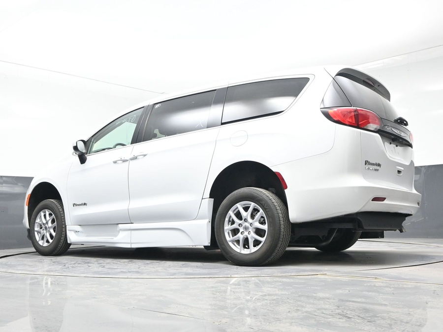 Used 2023 Chrysler Voyager LX - BraunAbility Side Entry Entry Fold Out Automatic Ramp