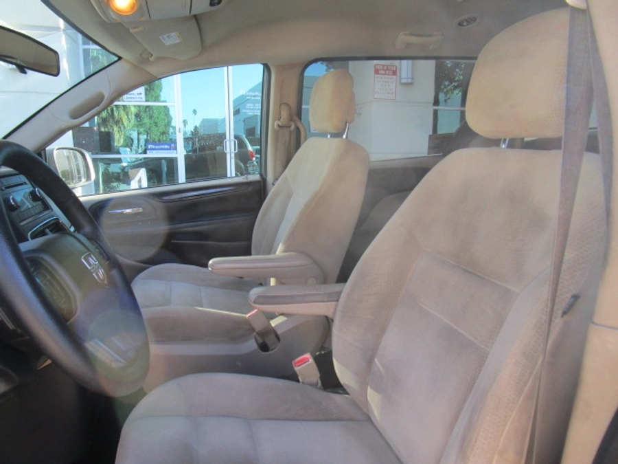 Used 2016 Dodge Grand Caravan SXT - VMI Side Entry Fold Out Automatic Ramp