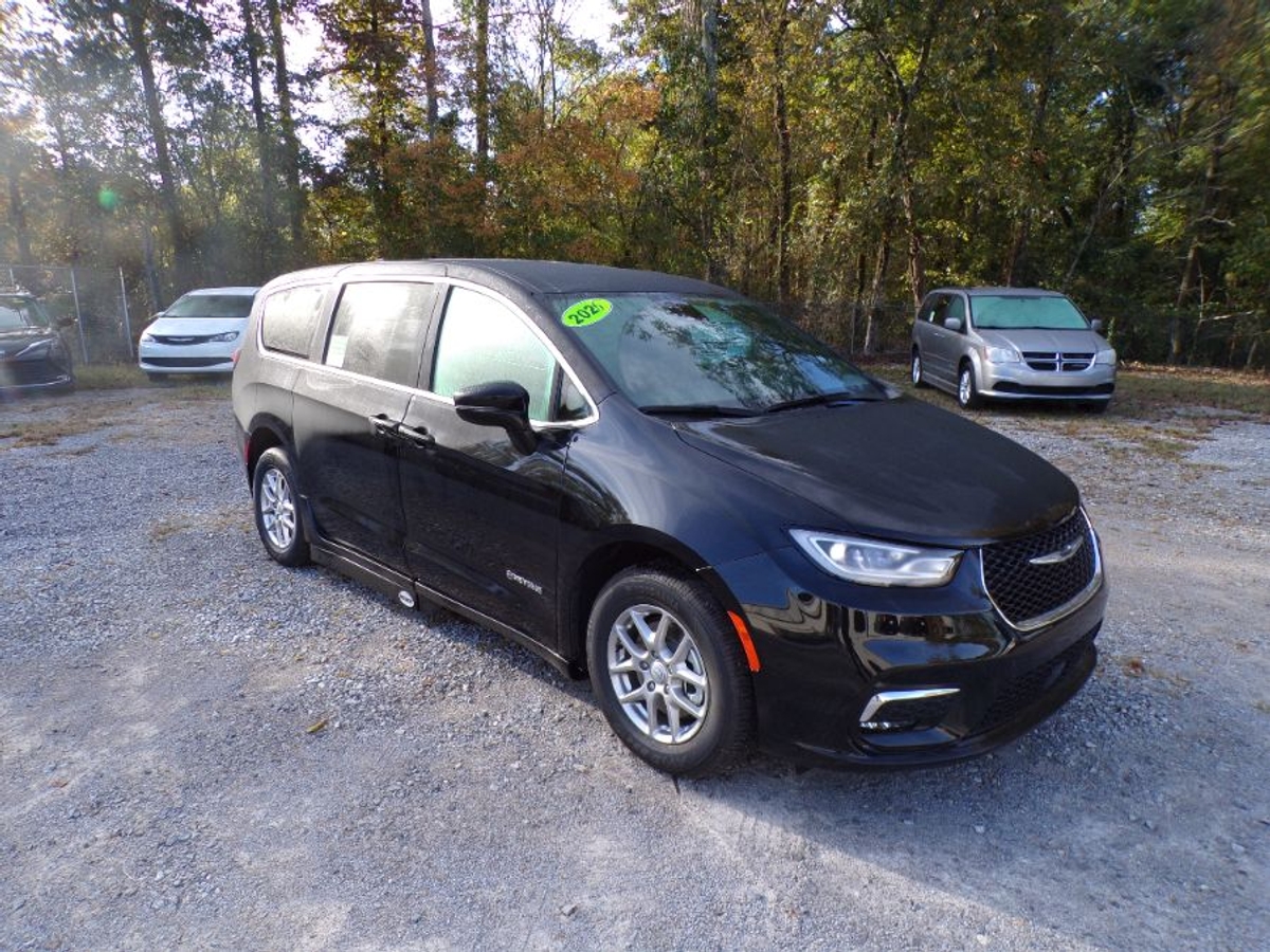 2026 CHRYSLER PACIFICA - Image 2