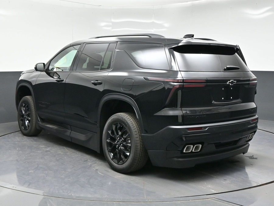 New 2026 Chevrolet Traverse 1LT Midnight - BraunAbility Side Entry In Floor Automatic Ramp