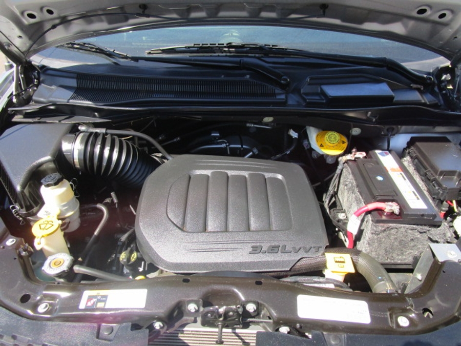 Used 2019 Dodge Grand Caravan SXT - Revability Side Entry Entry Fold Out Automatic Ramp