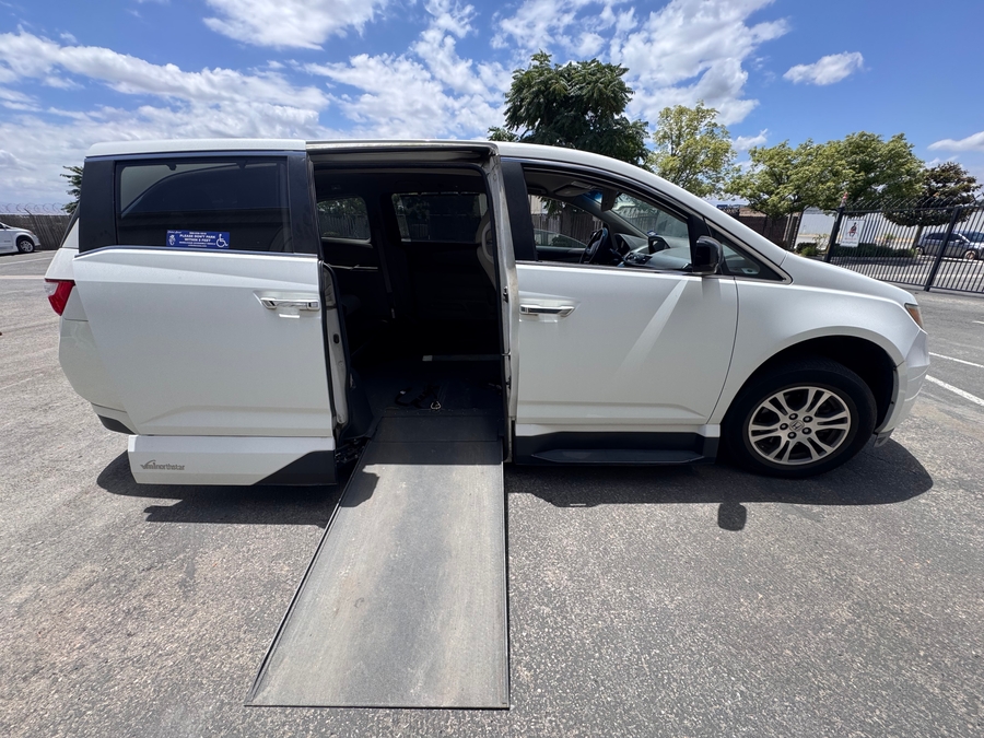 2012 Honda Odyssey's photo