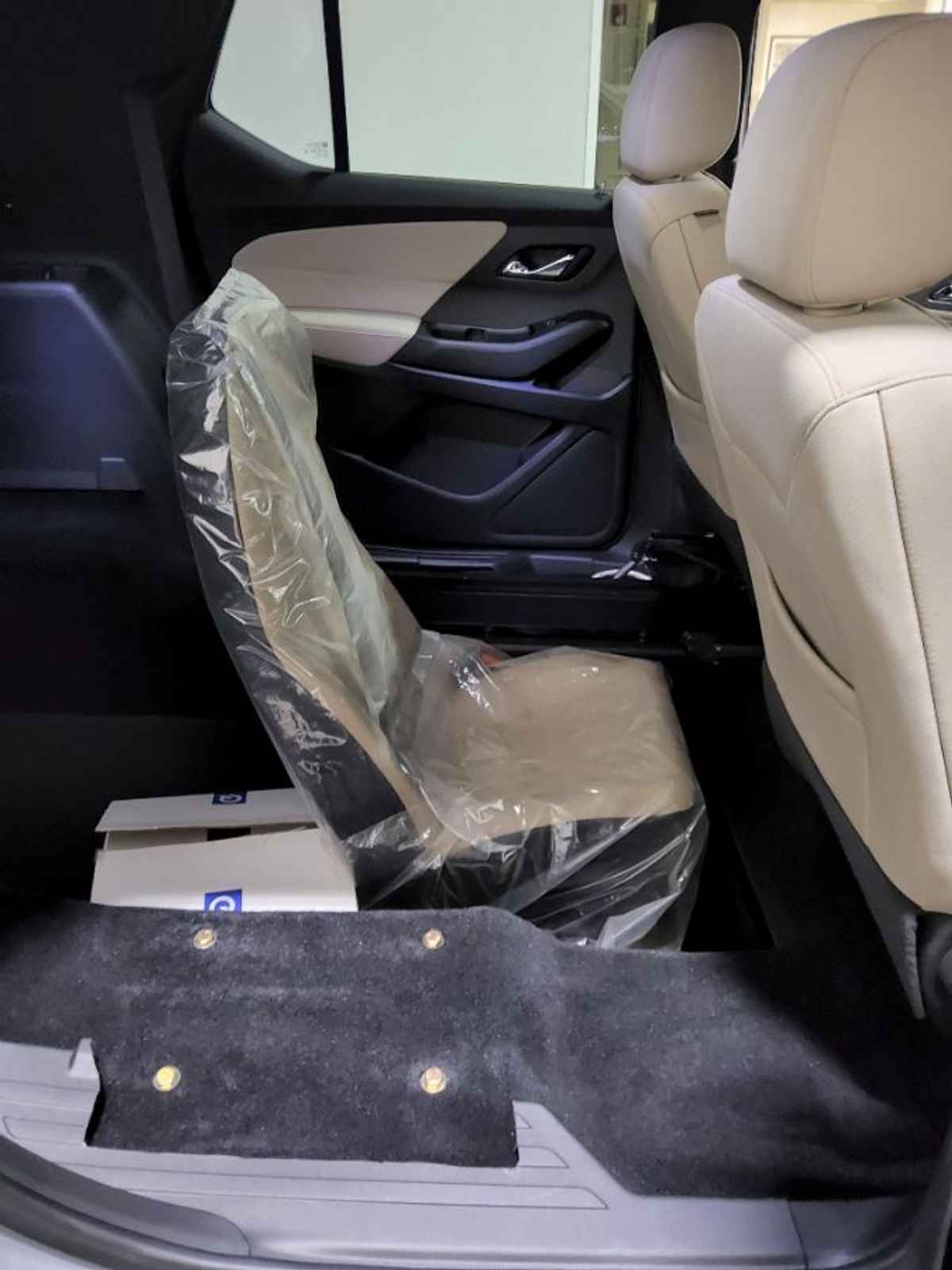 2023 CHEVROLET TRAVERSE - Image 15