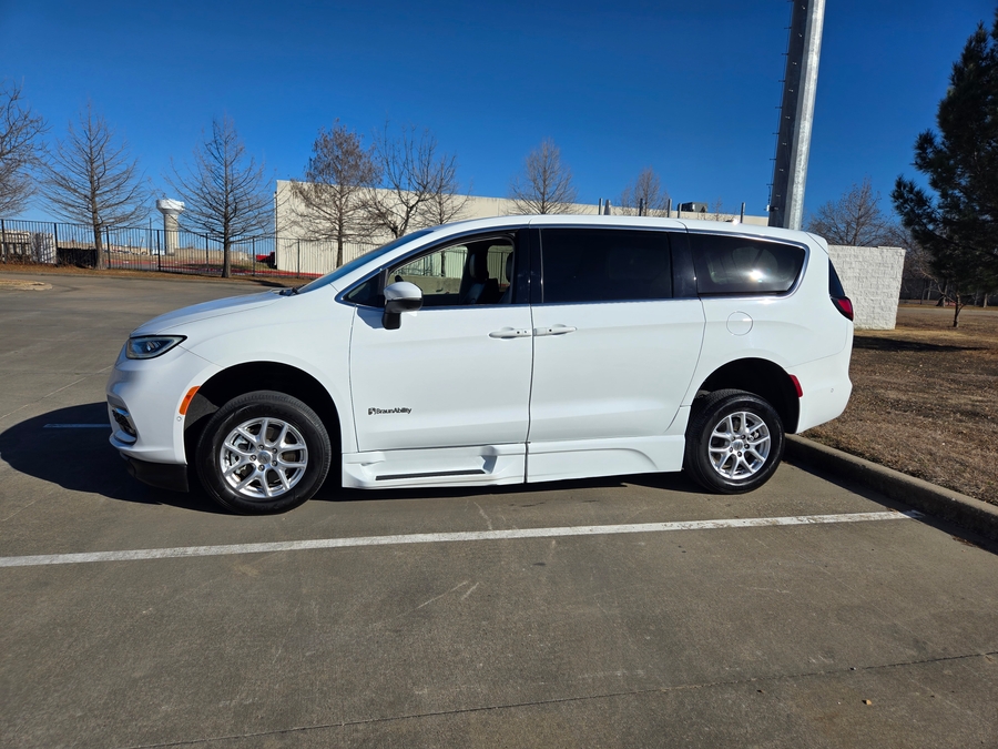 Used 2023 Chrysler Pacifica Touring L Safety - BraunAbility Side Entry Entry Fold Out Automatic Ramp
