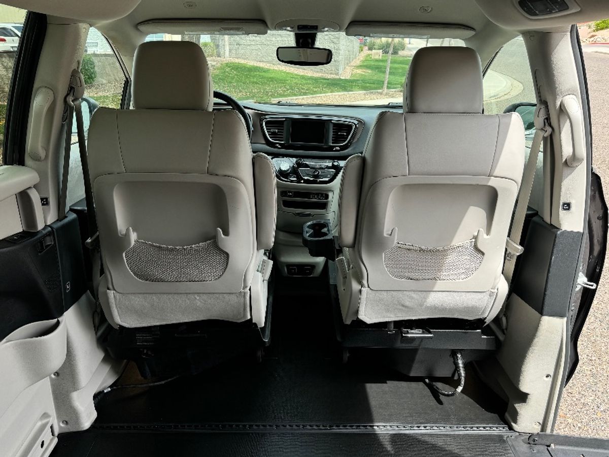 2021 CHRYSLER VOYAGER - Image 7