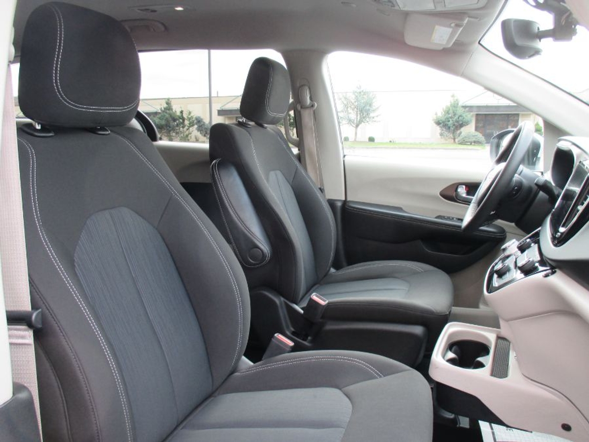 2022 CHRYSLER VOYAGER - Image 20