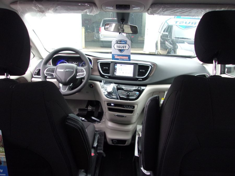 2022 CHRYSLER VOYAGER - Image 10