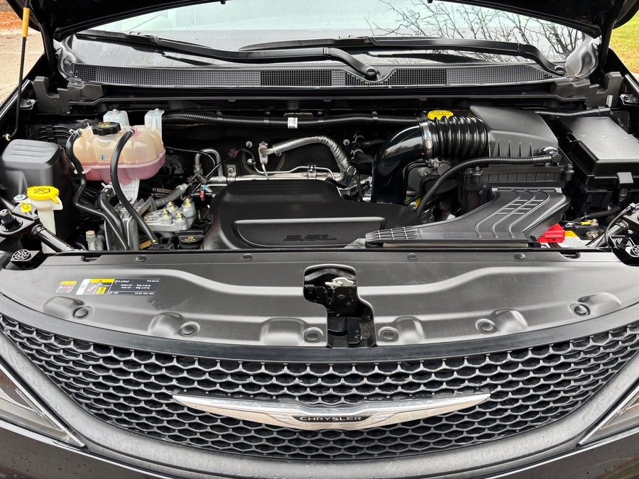 Used 2024 Chrysler Voyager LX - BraunAbility Side Entry Entry In Floor Automatic Ramp