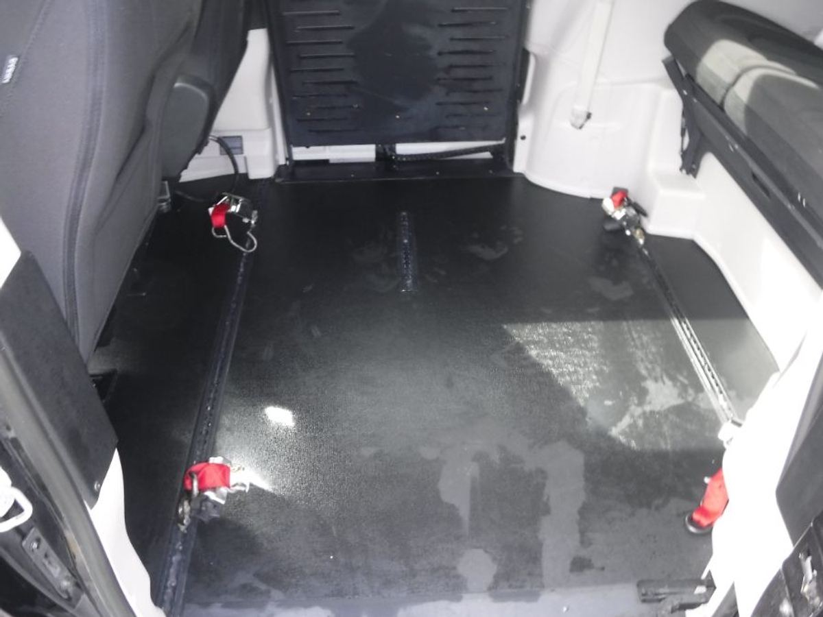 2023 CHRYSLER VOYAGER - Image 18