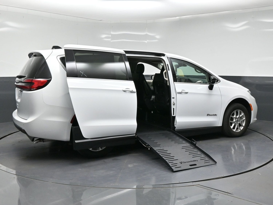 Used 2024 Chrysler Pacifica Touring L - BraunAbility Side Entry Fold Out Manual Ramp
