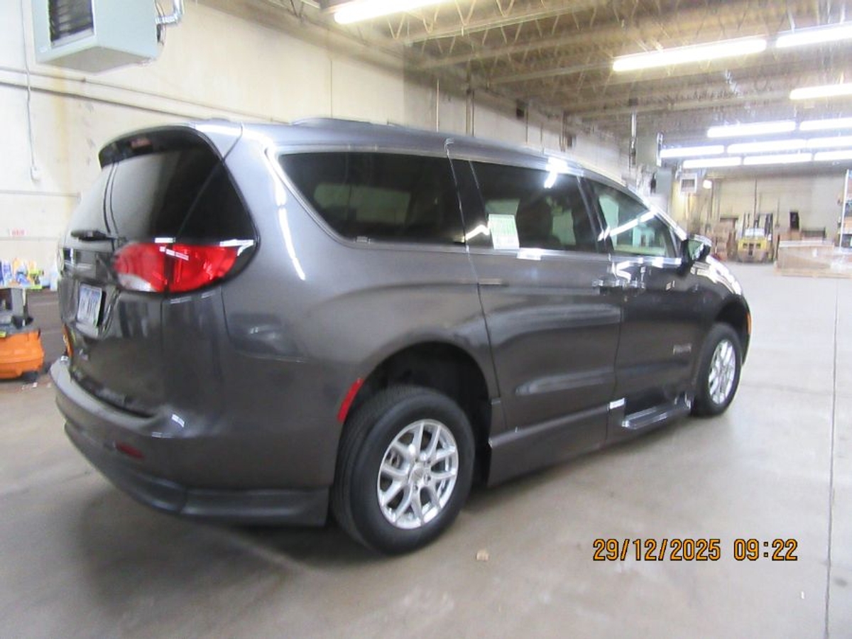 2021 CHRYSLER VOYAGER - Image 14