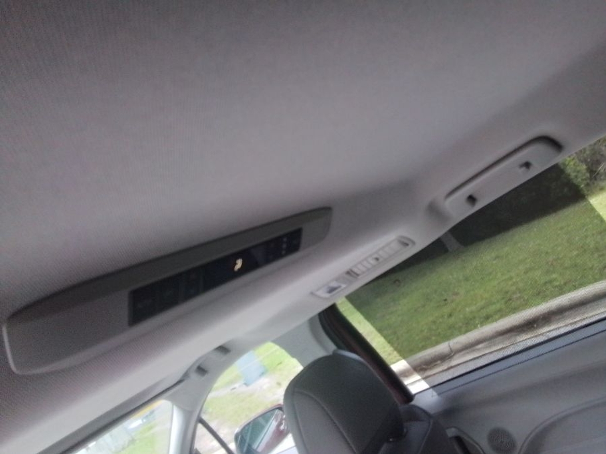 2023 TOYOTA SIENNA - Image 19