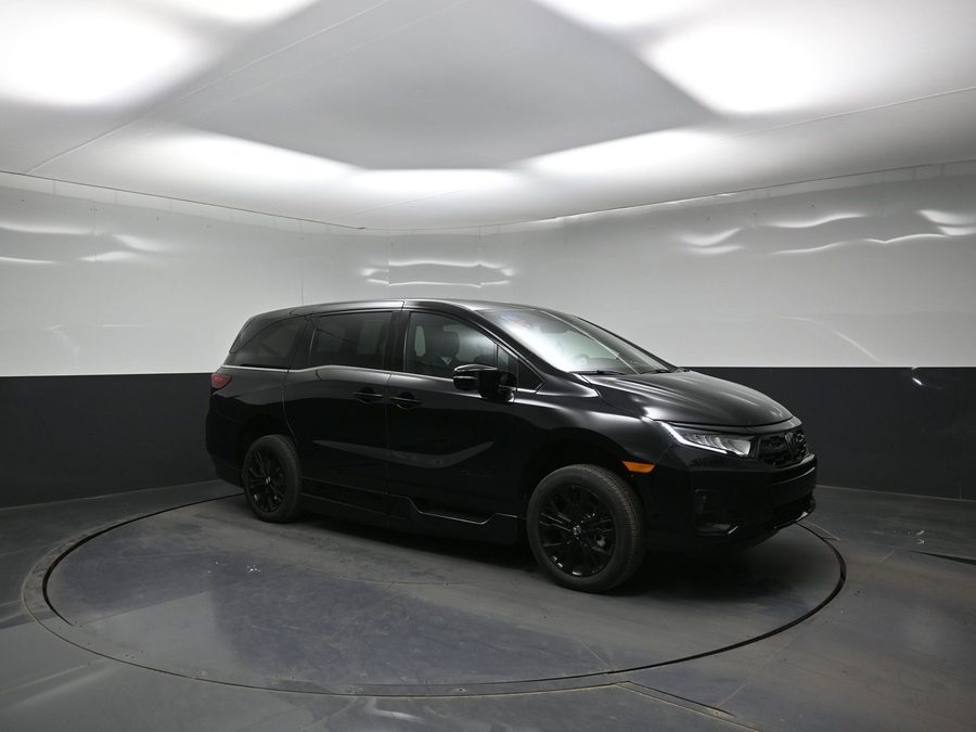 Black Honda Odyssey image number 20