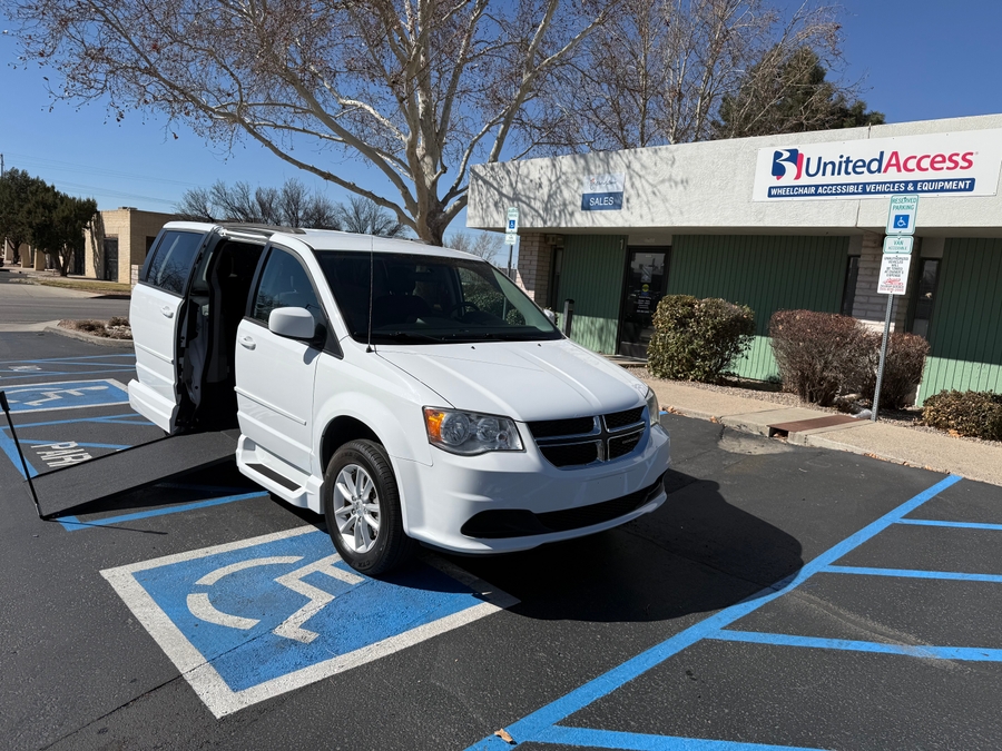 Used 2015 Dodge Grand Caravan SXT - VMI Side Entry Entry In Floor Manual Ramp