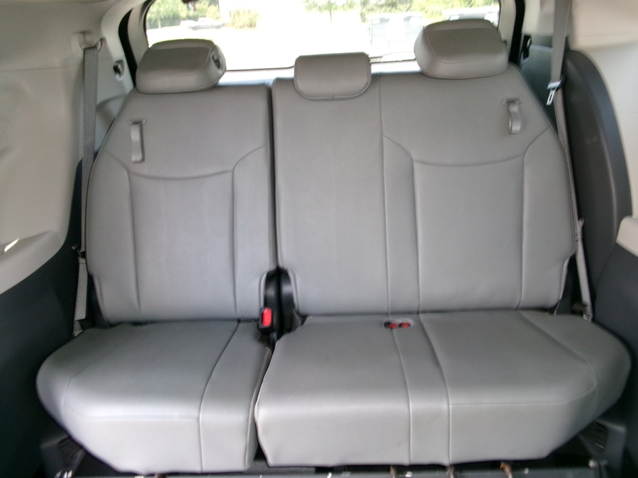 2023 Toyota Sienna XLE - Photo 20