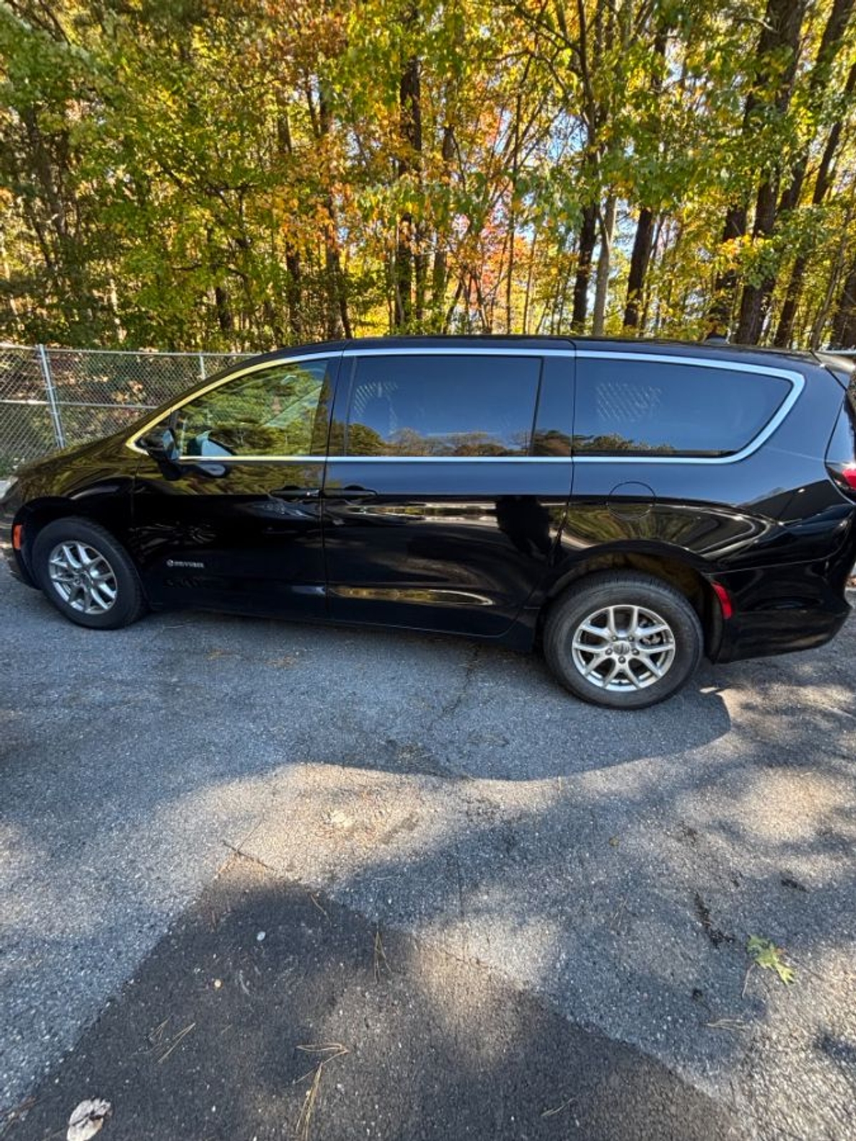 2024 CHRYSLER PACIFICA - Image 1