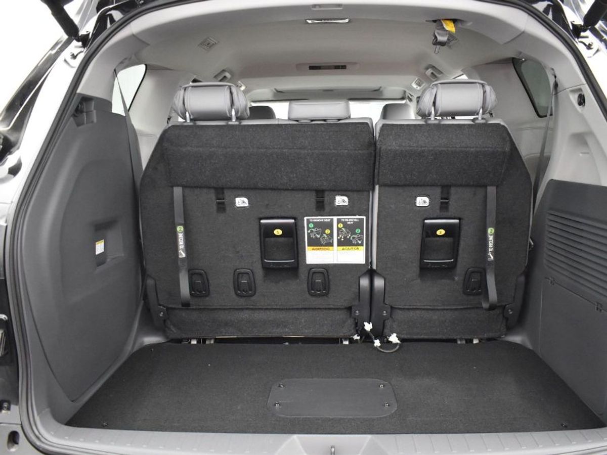 2024 TOYOTA SIENNA - Image 7