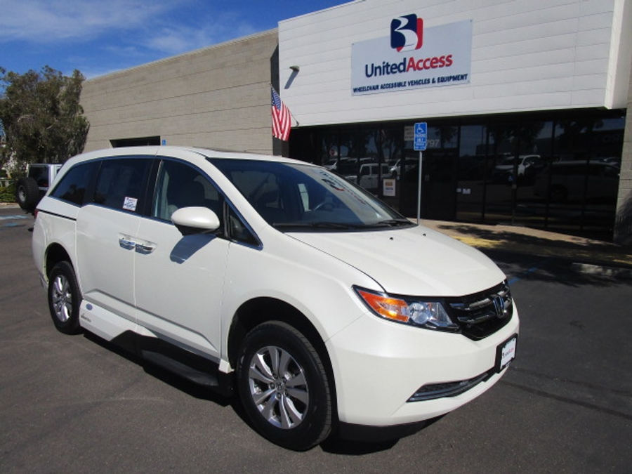 Used 2016 Honda Odyssey EX-L - VMI Side Entry Entry In Floor Automatic Ramp