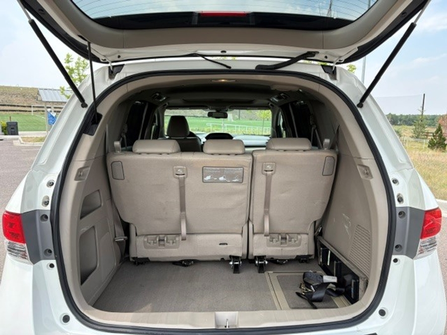 Used 2016 Honda Odyssey EX-L - BraunAbility Side Entry Fold Out Automatic Ramp
