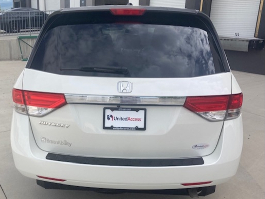 Used 2016 Honda Odyssey EX-L - BraunAbility Side Entry In Floor Automatic Ramp