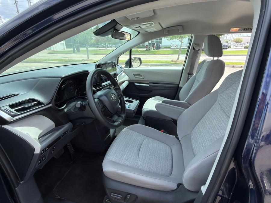 Used 2023 Toyota Sienna Hybrid LE - VMI Side Entry In Floor Automatic Ramp