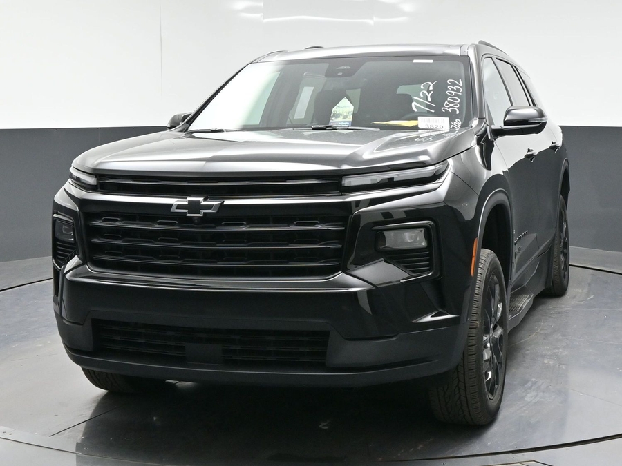 New 2026 Chevrolet Traverse 1LT Midnight - BraunAbility Side Entry In Floor Automatic Ramp