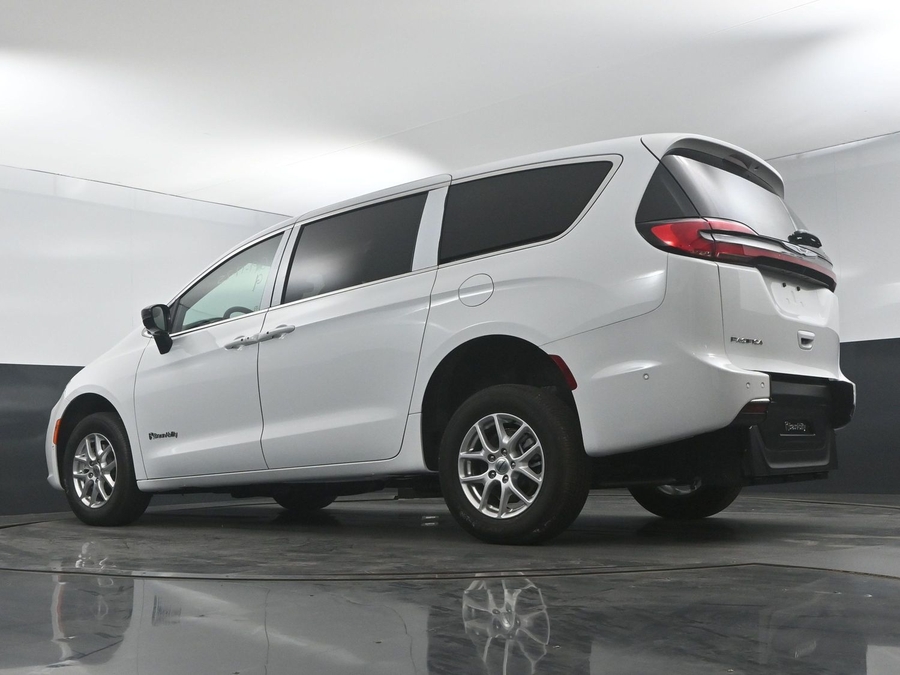 New 2025 Chrysler Pacifica Select Safety - BraunAbility Rear Entry Entry Fold Out Manual Ramp