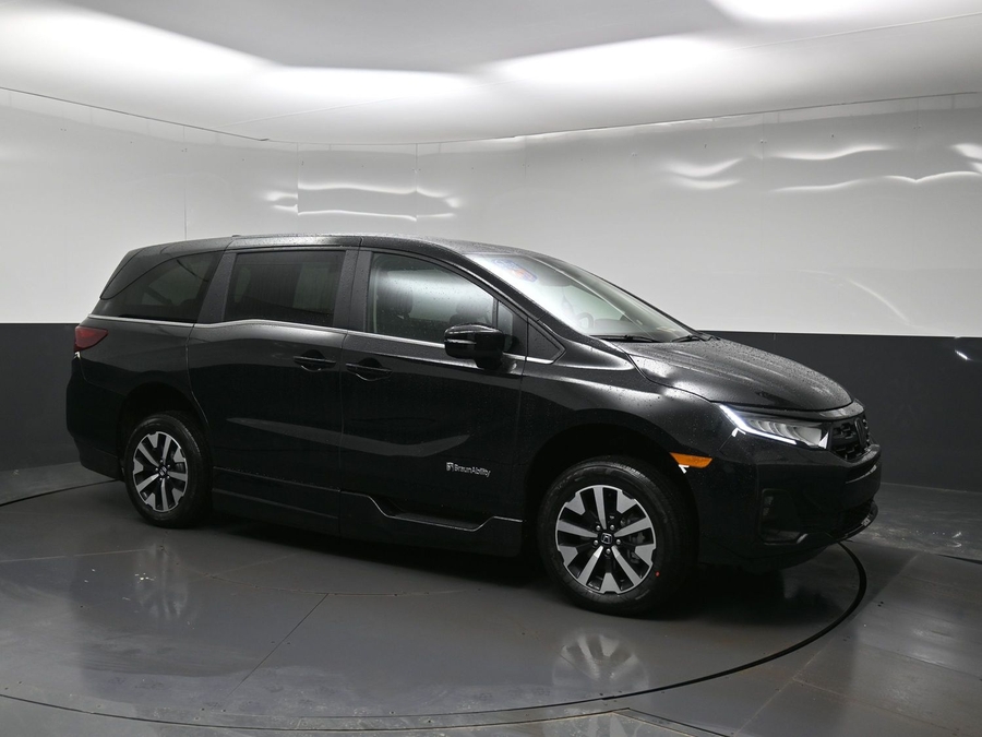 Black Honda Odyssey image number 14