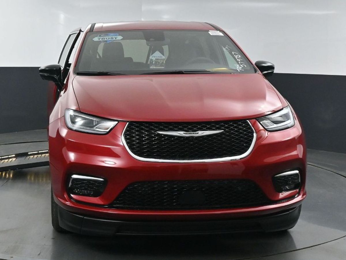 2025 CHRYSLER PACIFICA - Image 2