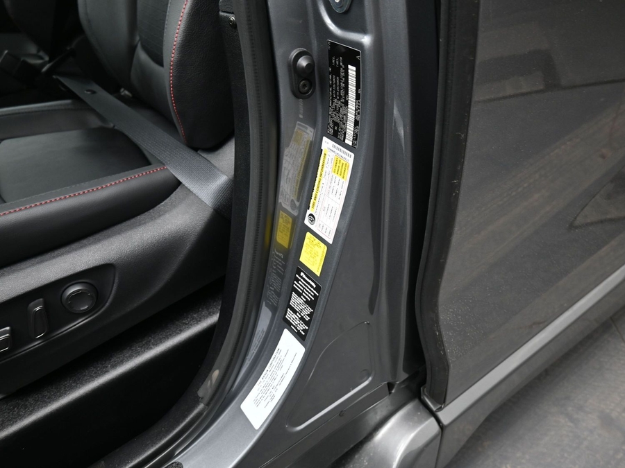 New 2026 Toyota Sienna Hybrid XSE - BraunAbility Side Entry Entry Fold Out Automatic Ramp