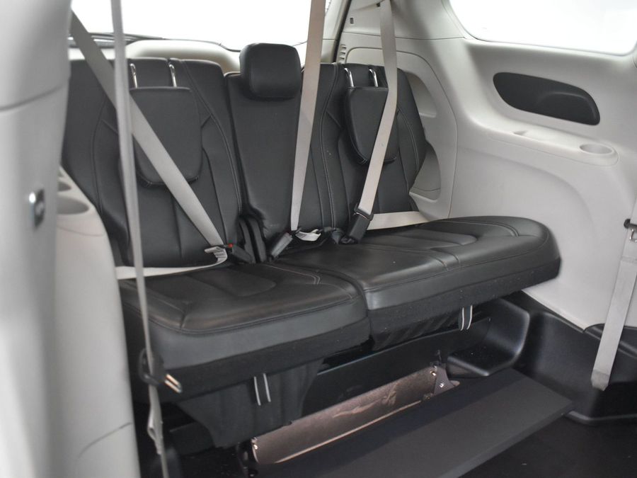 Used 2023 Chrysler Pacifica Touring L - BraunAbility Side Entry Entry Fold Out Automatic Ramp
