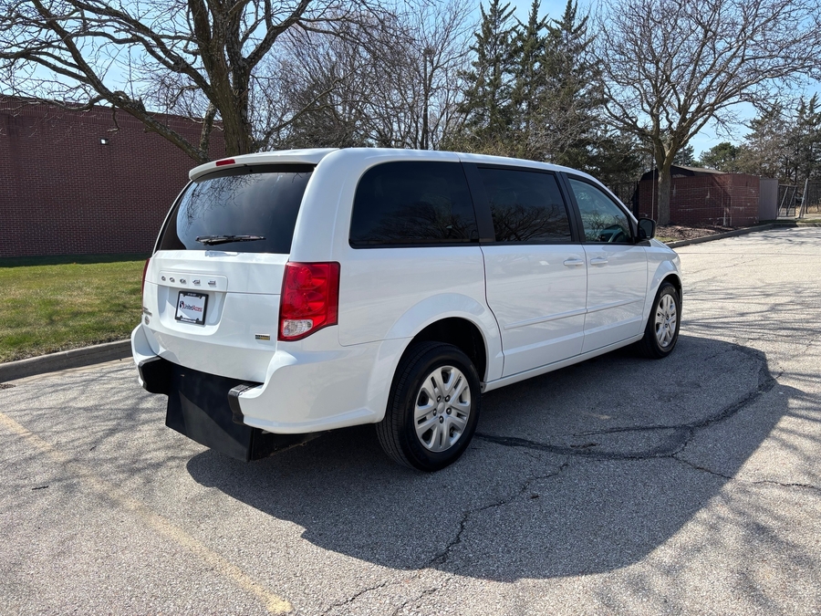 Used 2016 Dodge Grand Caravan SE - OTH Rear Entry Entry Fold Out Manual Ramp